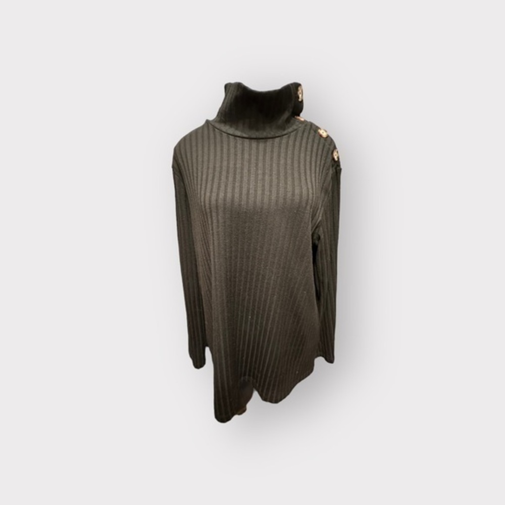 Women’s 2X Ari & Clo Turtle Neck with Side Buttons 2X